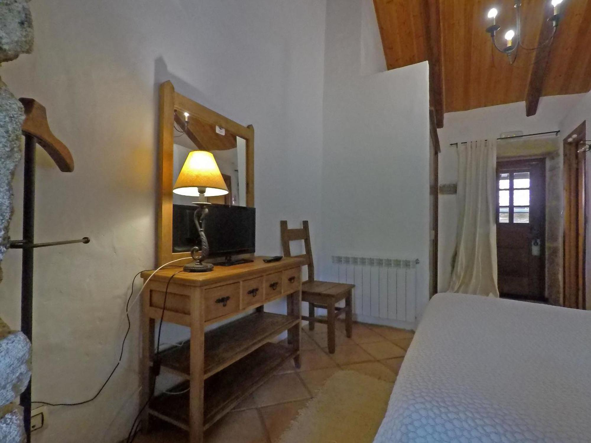 Covelo  Lugar Dos Devas旅馆 客房 照片